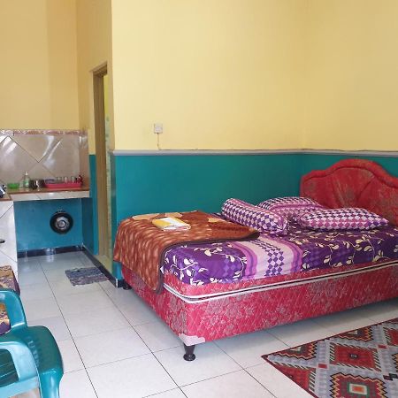 Villa Bukit Cemara Songgoriti Екстериор снимка