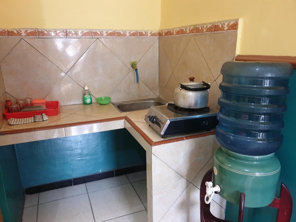 Villa Bukit Cemara Songgoriti Екстериор снимка
